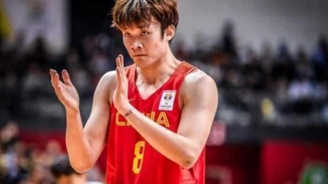 CBA球员薪金体系大揭秘：2026赛季600万顶薪背后，CBA球员到底能赚多少钱？