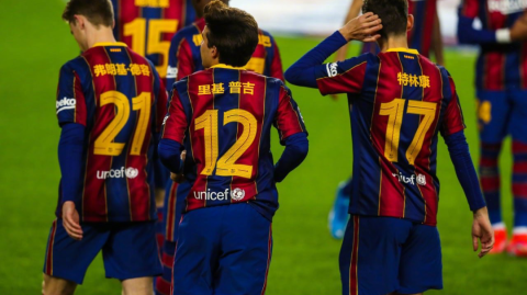 富力球队球员名单2026：当昔日“富力系”血脉散落四方，谁在延续蓝色火焰？