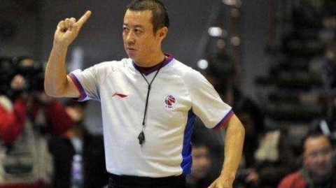 从2.77亿到1.64亿税单：克利夫兰骑士队新赛季交易球员背后的豪赌与现实