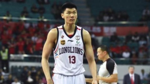 从雷霆怒吼到文班狮吼：2026NBA那些点燃全场的篮球球员战吼高光