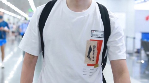 许昕结束隔离现身机场，转型“老板”赛道开启人生下半场