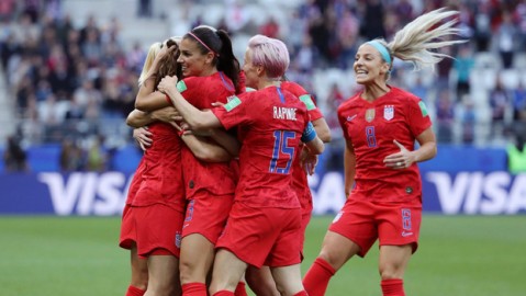 美国女足同性恋球员盘点：从代际传承到2026年的新篇章