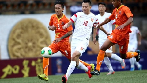 【标题】5-0！戈洛温两传一射创揭幕战最大分差，东道主俄罗斯强势击溃沙特